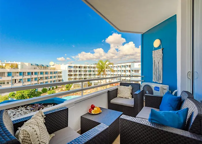 Park Smart Hi-end Services 圣米格尔德阿沃纳