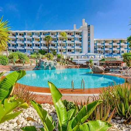 Park Smart Hi-end Services 아파트 *