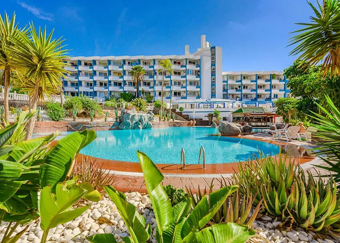 Park Smart Hi-end Services 아파트 *